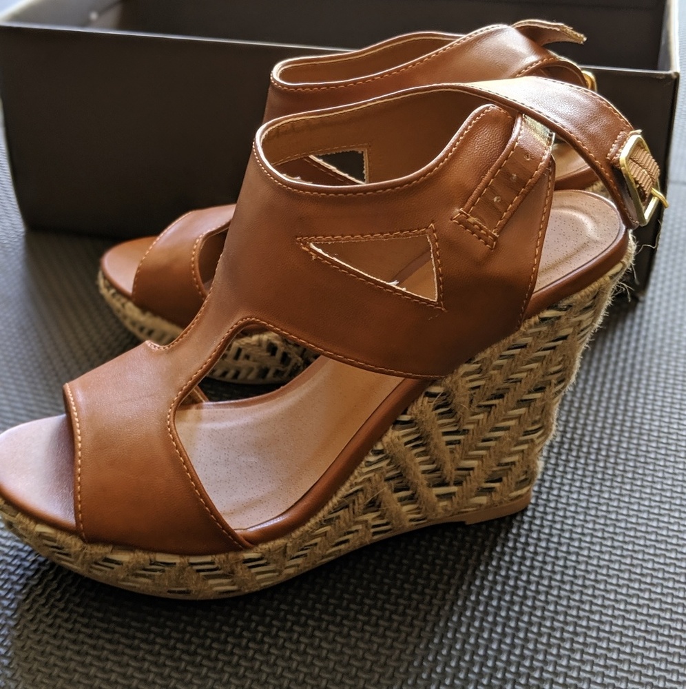 Tan Summer Wedges